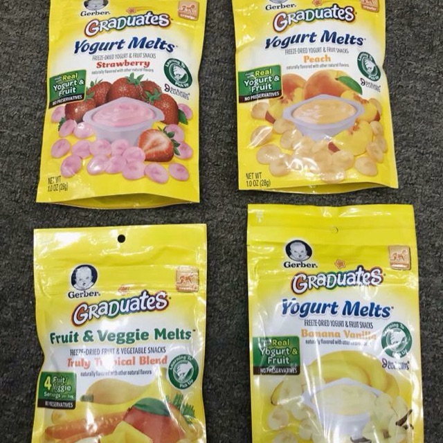 Bánh sữa chua khô gerber