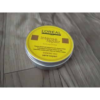 Wax giữ nếp lorel trong