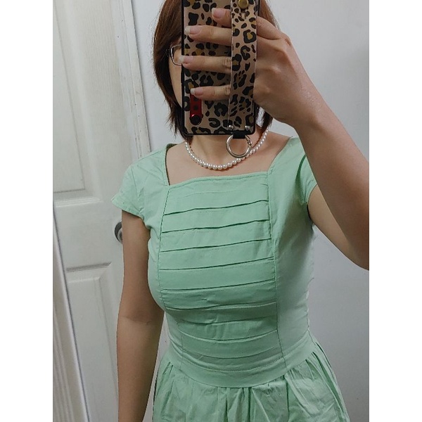 Đầm pastel xanh mint + hoa nhí ren vintage si tuyển