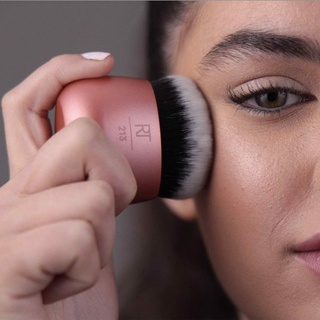 Cọ Tán Nền Real Techniques Face Foundation Blender