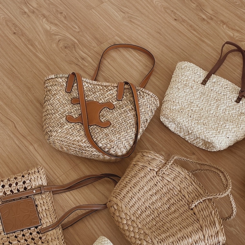 Larosa: Túi xách cói chần da hình chữ X nữ tính phong cách Hàn Quốc