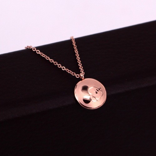 Dây Chuyền Mặt Tròn Khắc Hình Chuột Mickey Titan Không Đen TT 2436