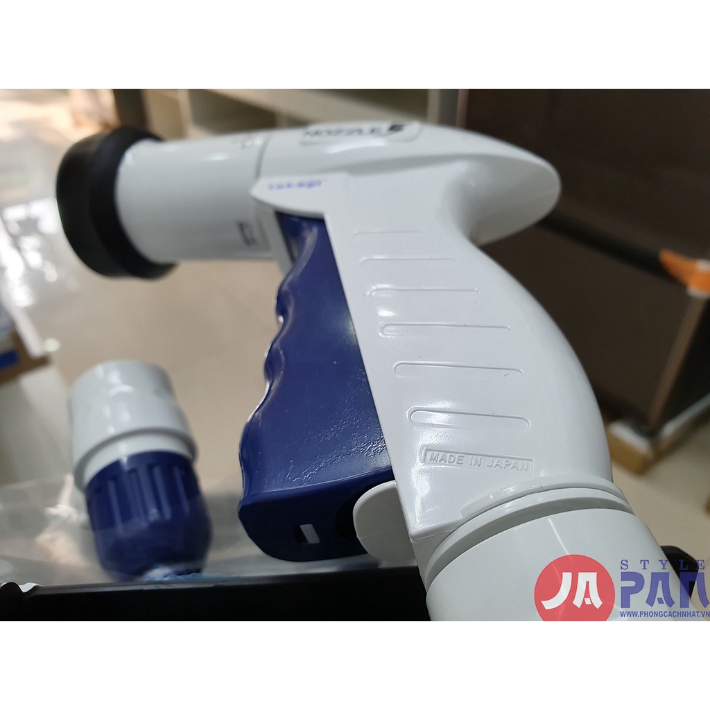 Vòi tưới cây đa năng Takagi RC220TNB 20m