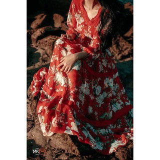 Đầm maxi hoa đỏ style boho