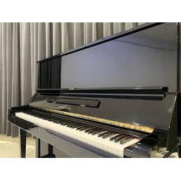 Piano Cơ Yamaha UX Màu Đen Tặng Kèm Gói Quà Và Dịch Vụ Hấp Dẫn