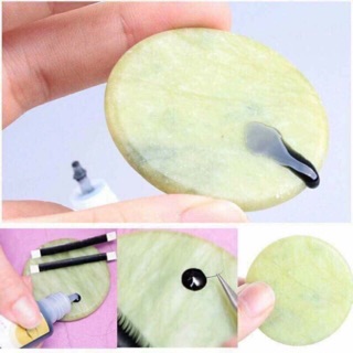 Đá đựng keo nối mi
