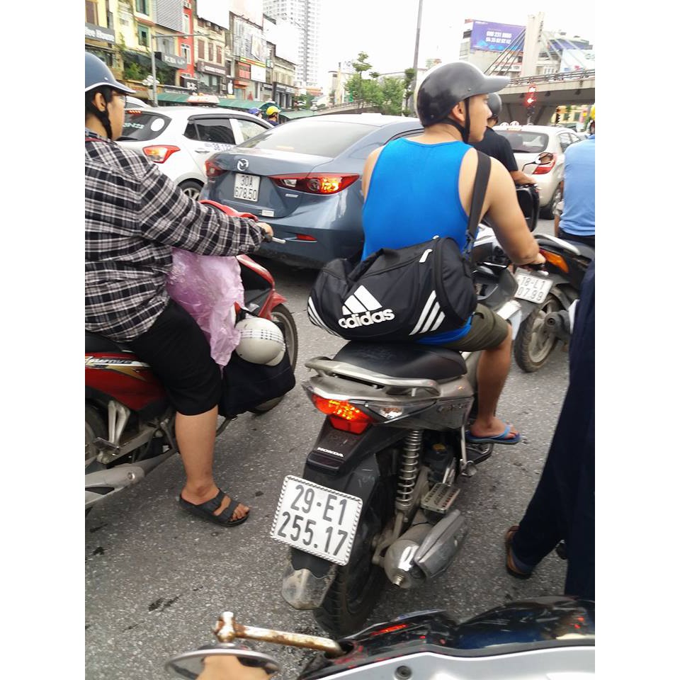 Túi đeo chéo thể thao nam