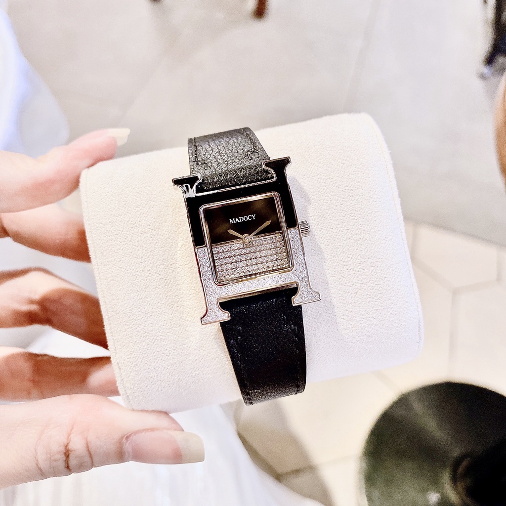 Đồng Hồ Nữ Madocy Chính Hãng Màu Đen