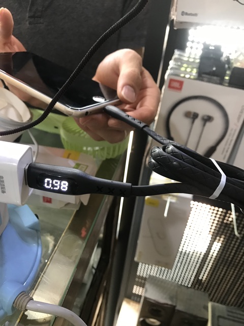Cáp sạc hẹn giờ sạc tự ngắt kiêm màn hình LCD hiển thị dòng ra Hoco S6