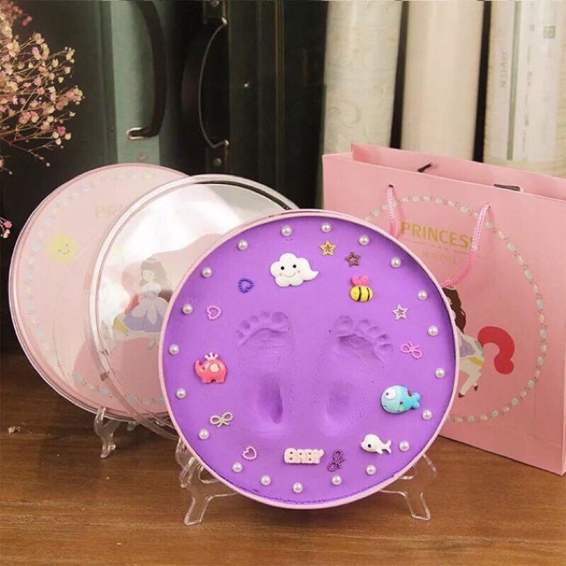 Bộ in dấu tay chân cho bé