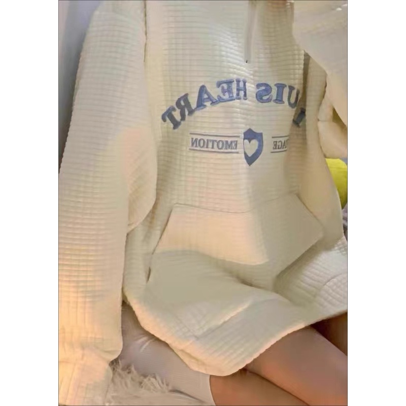 Áo khoác hoodie cổ bẻ khóa kéo nổi vân thêu Louis Heart | BigBuy360 - bigbuy360.vn