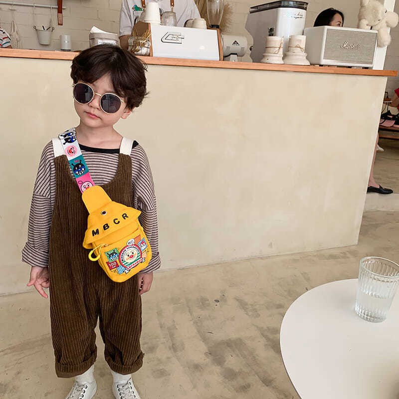 Túi Đeo Chéo Vải Canvas Họa Tiết Hoạt Hình Dễ Thương Cho Bé