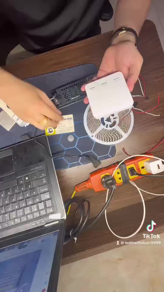 led đuổi 24v,1 màu trang trí decor trần thạch cao dùng trong thanh nhôm định hình | BigBuy360 - bigbuy360.vn