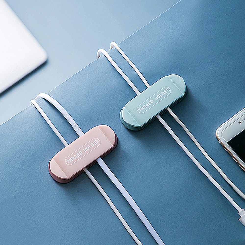 Móc dán tường giữ dây cáp gọn gàng tiện dụng