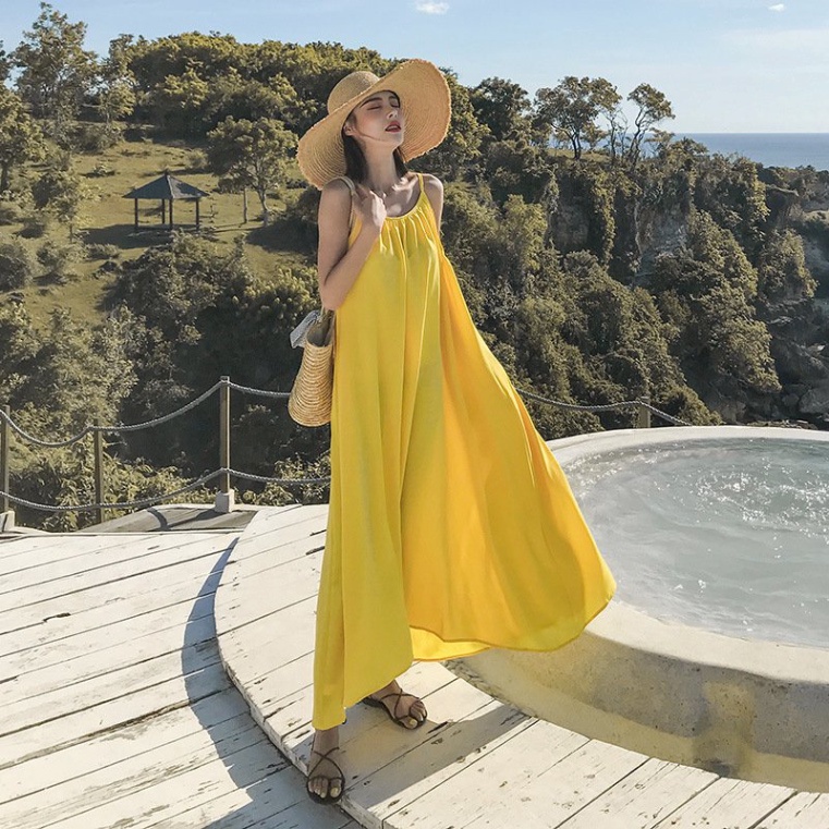 Váy 2 dây cổ yếm maxi LUHAZO dáng xoè đi biểnmàu vàng nổi bật nữ đẹp  dài rộng bigsize bikini Hàn Quốc 8586 DK