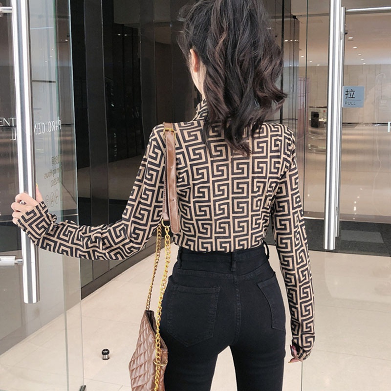 Áo Thun Dài Tay Ôm Dáng Họa Tiết Da Báo Cổ Cao Xinh Xắn Phong Cách Hàn Quốc