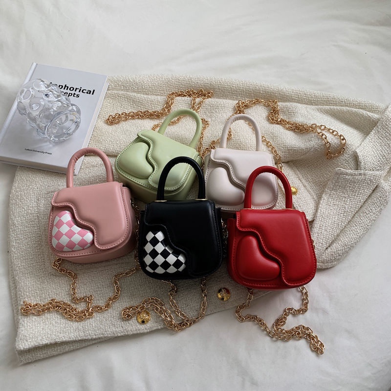 Túi Xách Mini Phối Dây Xích Thời Trang Mùa Hè Cho Nữ Dễ Phối Đồ Với 5 Kiểu Lựa Chọn