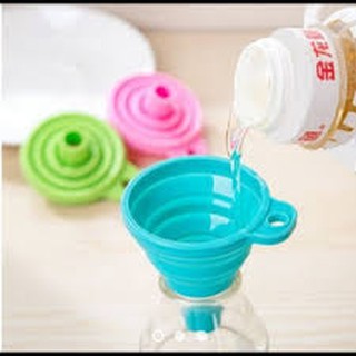 Phễu gấp gọn tiện lợi