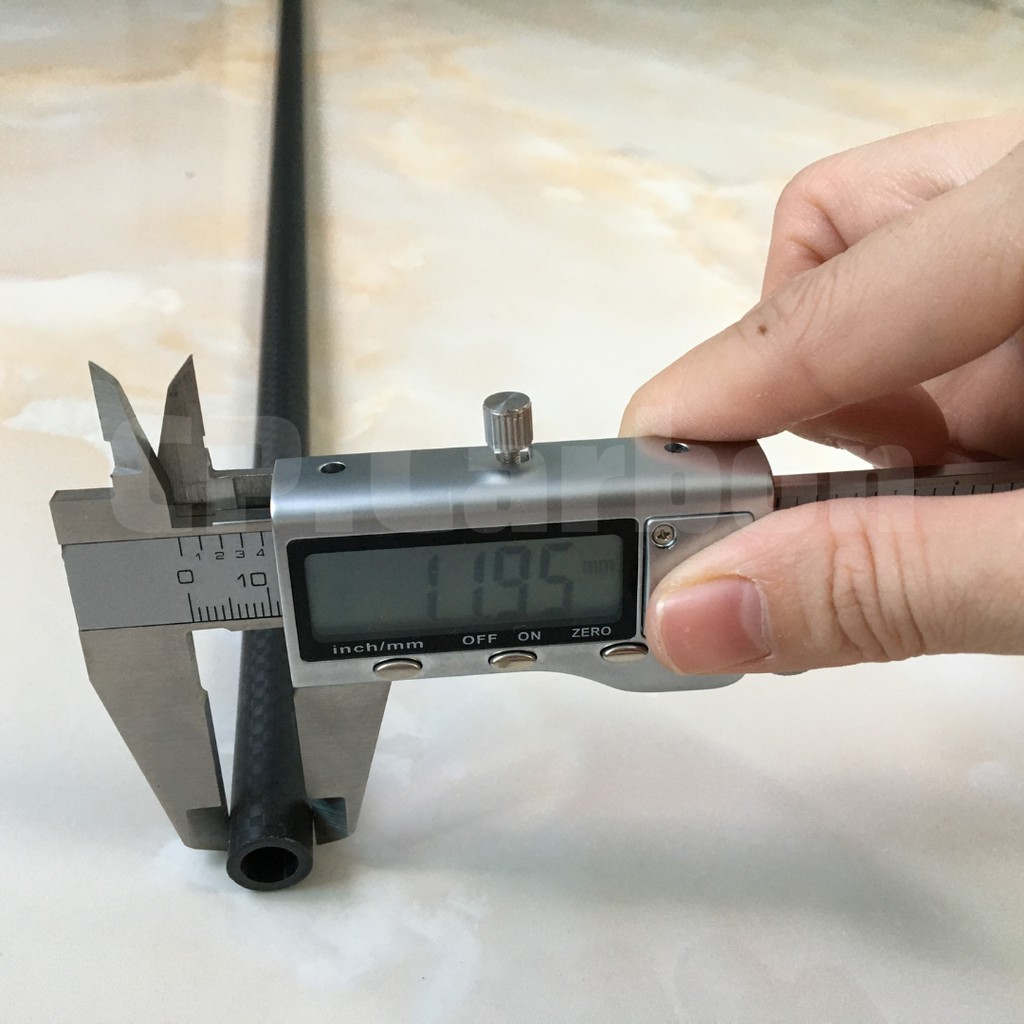 Ống Carbon 3K rỗng dài 1 mét đường kính ngoài 12mm, đường kính trong 8mm