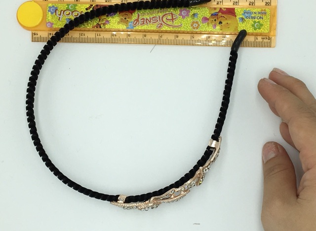 Cài tóc đính đá sang trọng