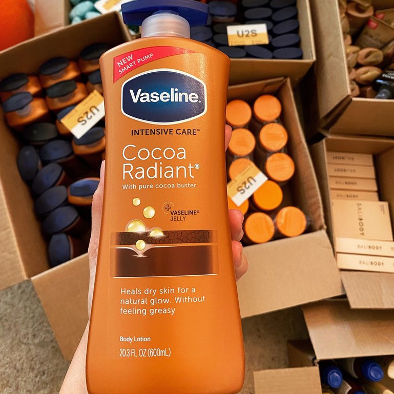 Vaseline Dưỡng Ẩm Toàn Thân Cocoa Radiant Body Lotion 600ML