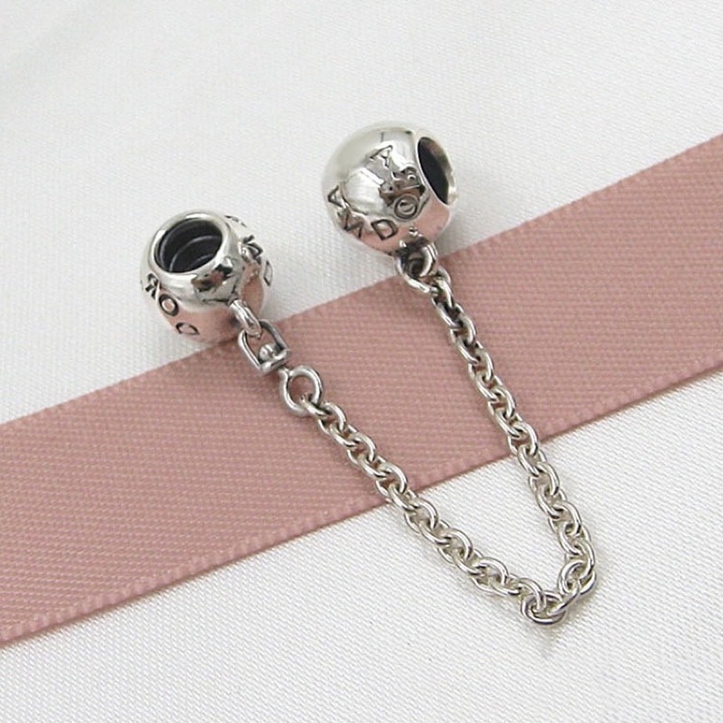 charm xích safety pan.do.ra hoạ tiết logo bạc s925 cao cấp