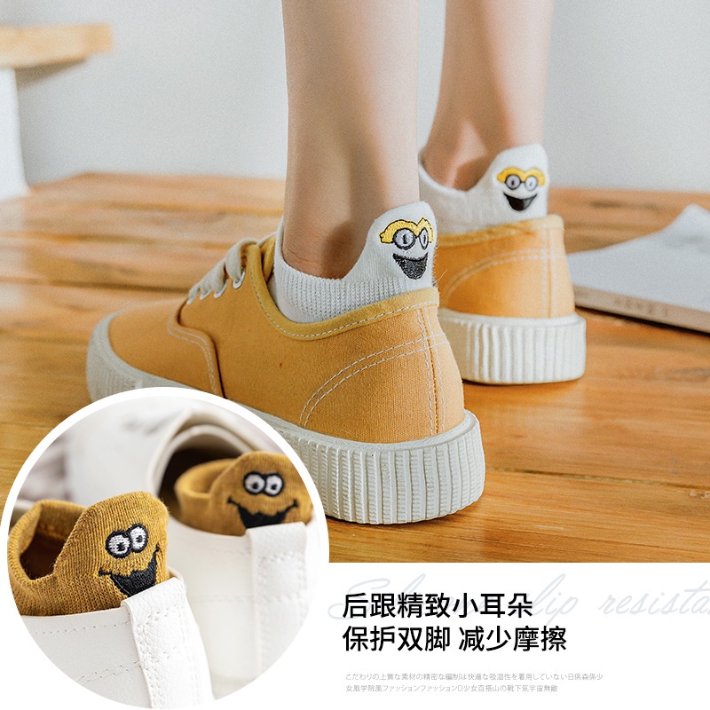 Vớ WAFNHA D220 cổ thấp thêu họa tiết hoạt hình vui nhộn thời trang cho nữ