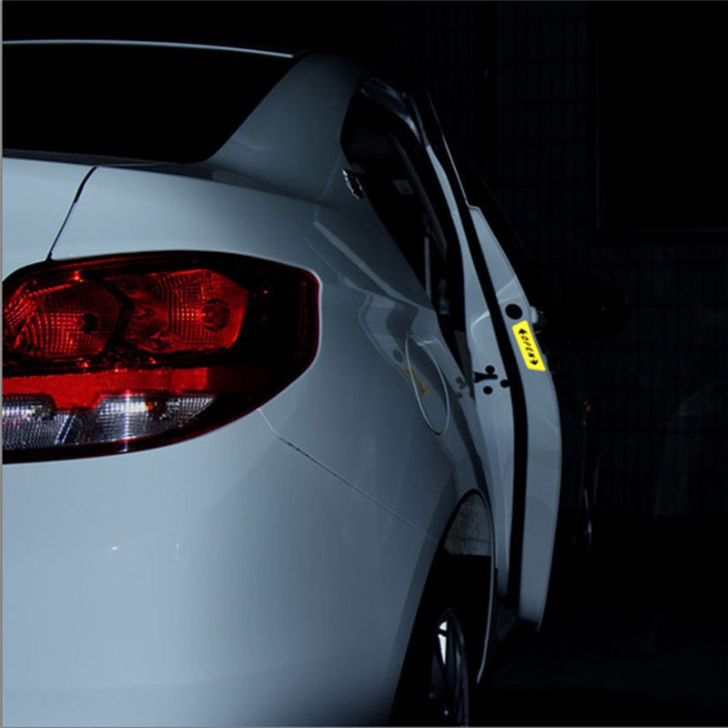 Bộ 4 Miếng Dán Phản Quang Cảnh Báo Mở Cửa Xe Hơi