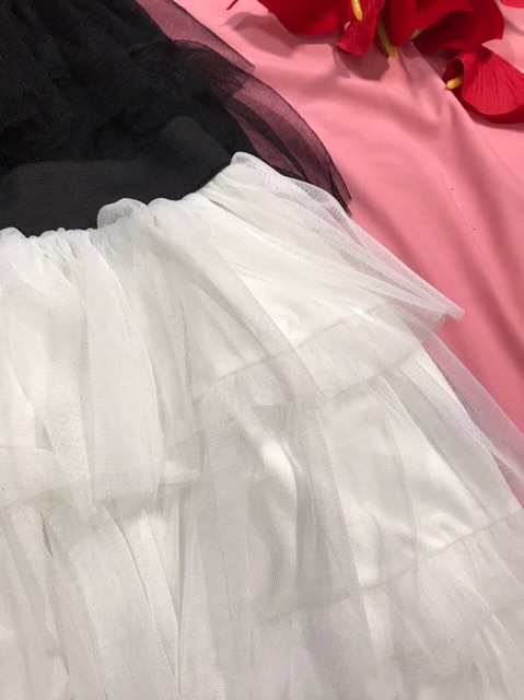 Chân váy lưới 4 tầng from ngắn