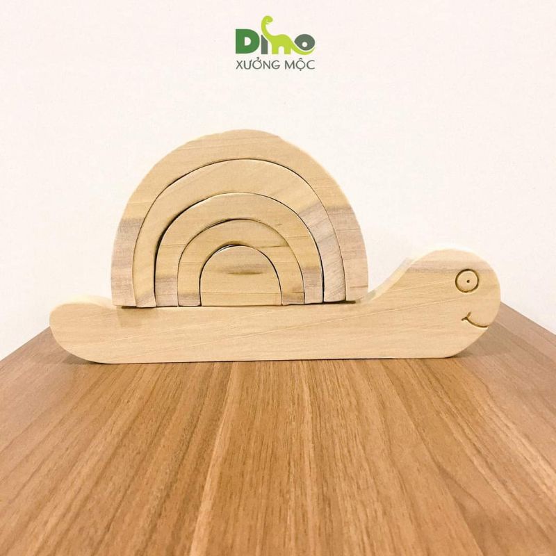 Đồ chơi gỗ xếp chồng kích thước lớn.