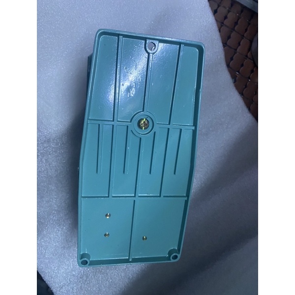 Bàn đạp TFS-302  kín nước chống va đập và chịu nhiệt tốt