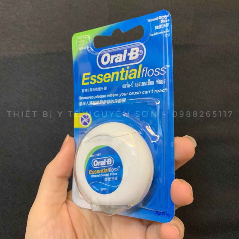 Tăm chỉ nha khoa Oral-B  Essential Floss làm sạch răng