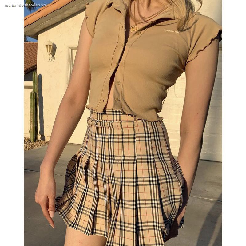 Chân váy Burberry xếp li thời trang Hàn Quốc