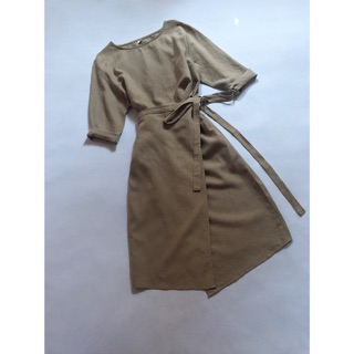 Đầm midi linen đắp vạt vintage