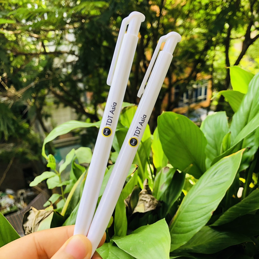 In bút bi loại đẹp theo yêu cầu với mọi số lượng