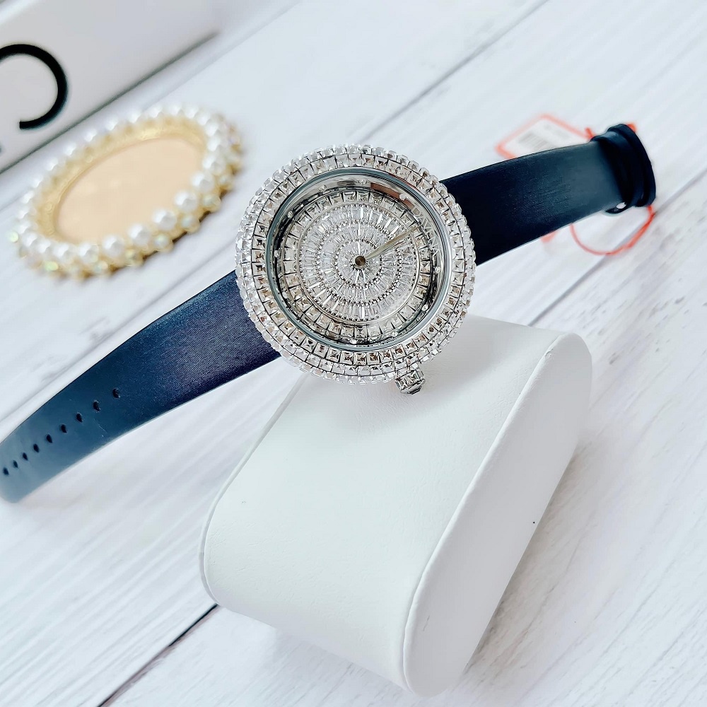 Đồng Hồ Nữ Davena 32091 Dây Da Xanh Đen Silver Chính Hãng 39mm