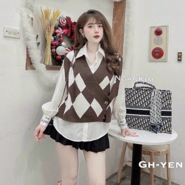 Áo Gile len trám ô khuy cài vạt chéo sang chảnh