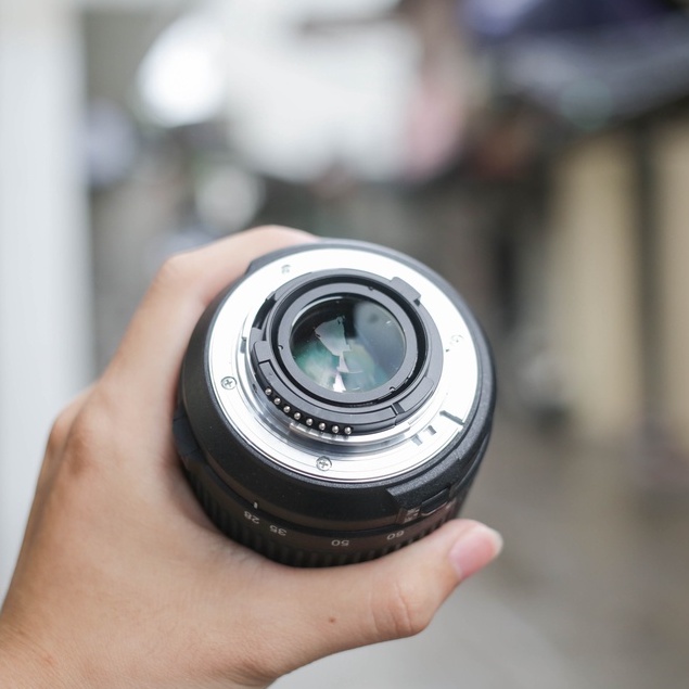 Ống kính máy ảnh Tamron AF 28-75mm F2.8 đa dụng giá rẻ cho máy ảnh Nikon