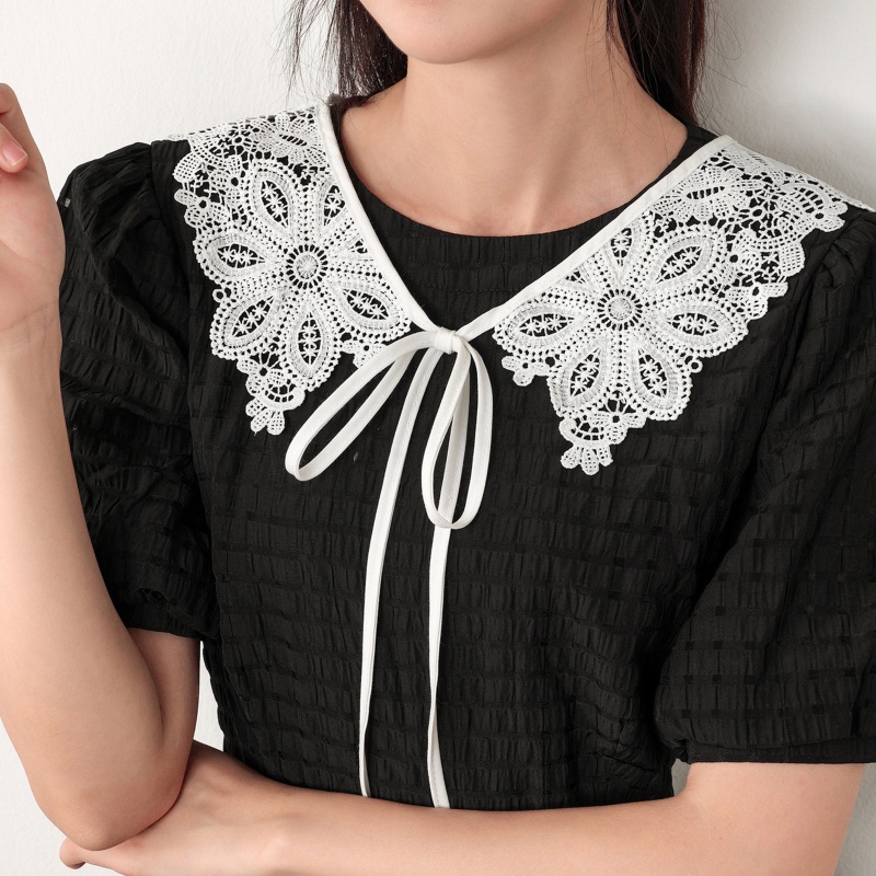 Cổ Áo Ren Khoét Rỗng Thêu Trang Trí Có Thể Tháo Rời