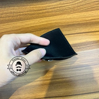 Ví da đựng thẻ, Card Holder