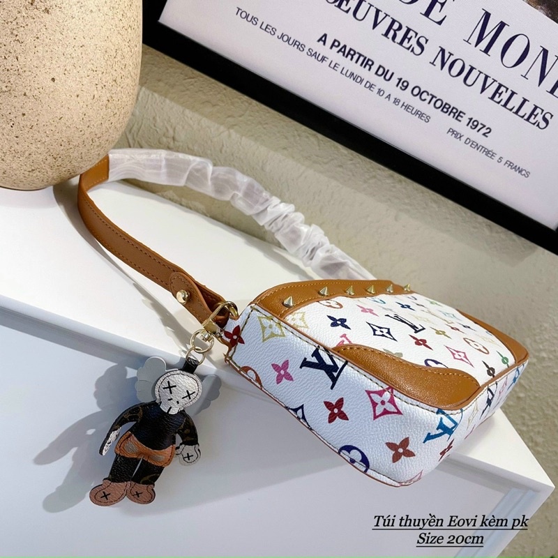 Túi kẹp nách phối đinh tán tặng kèm móc hề