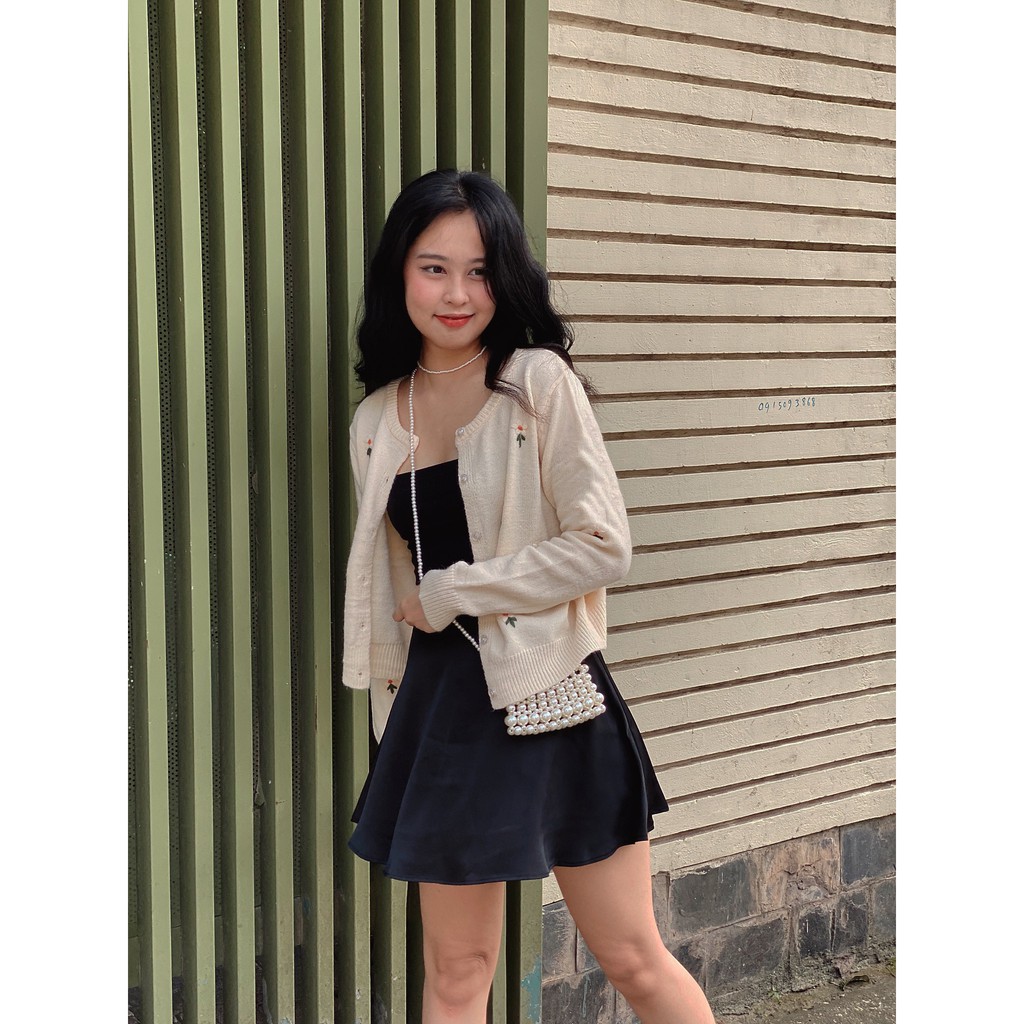 Naked By Vy - Áo len họa tiết hoa thêu Tana Cardigan | BigBuy360 - bigbuy360.vn