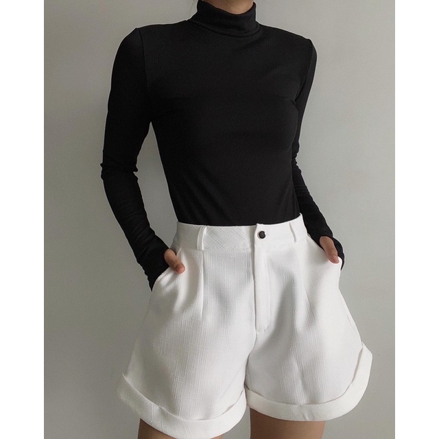 Áo Thun Gân Cổ Lọ