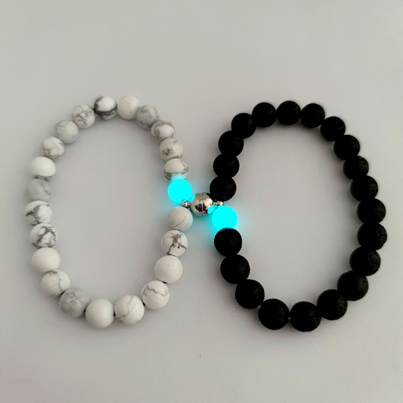 [Hàng mới về] Vòng tay chuỗi đá từ tính phát sáng phối đồ cho cặp đôi tình bạn