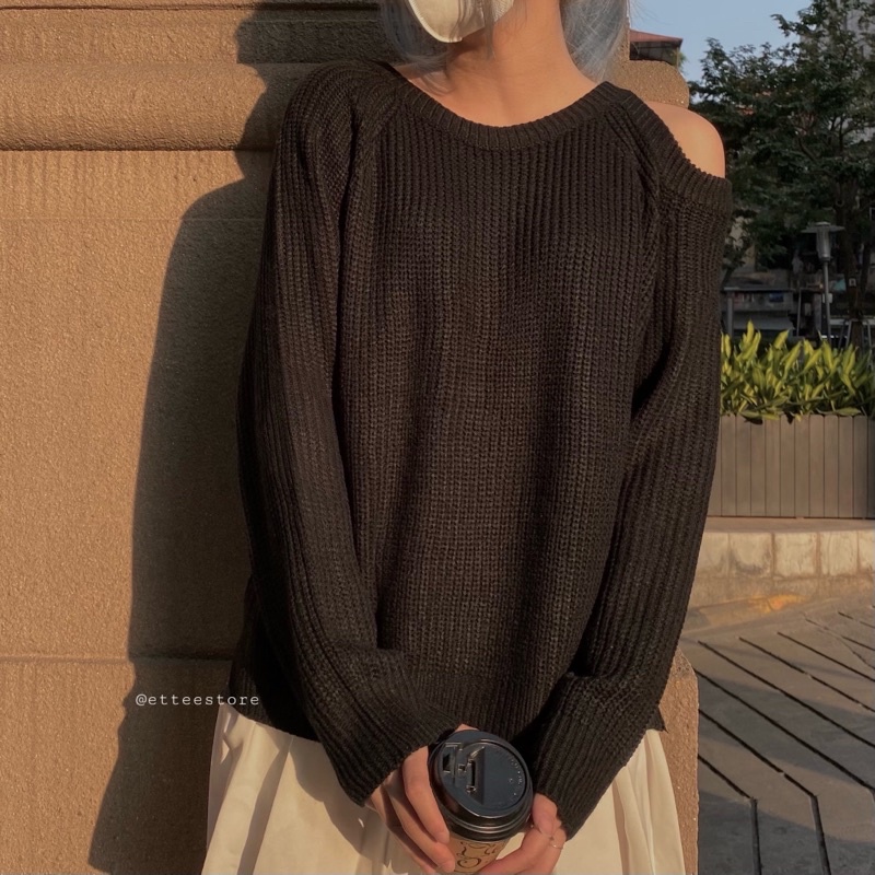 Áo len nữ hở vai ET.TEE co giãn freesize màu đen kem YDL A1886 | BigBuy360 - bigbuy360.vn