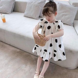 Váy Bé Trắng Chấm Bi Cho Bé Bao Chất