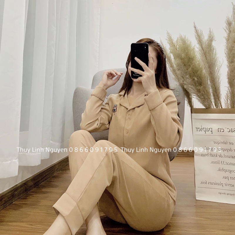 Bộ ngủ nhung tăm hình thêu | BigBuy360 - bigbuy360.vn
