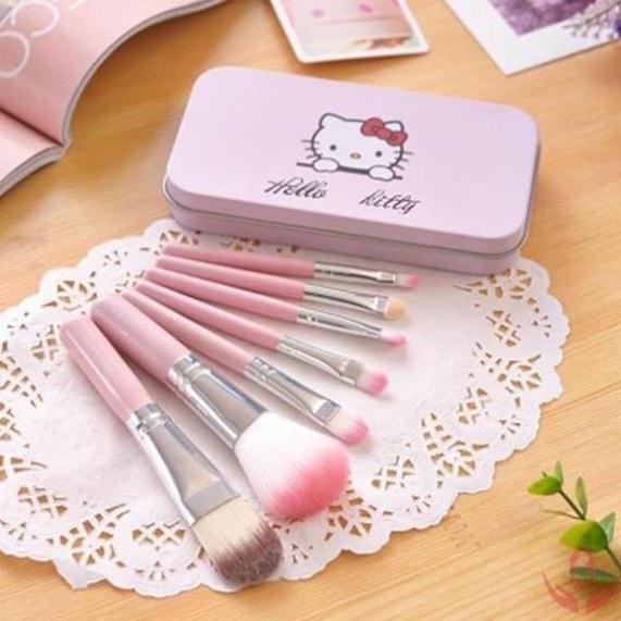 Bộ Cọ Trang Điểm 7 Món Hello Kitty Hộp Thiếc Đáng Yêu Xinh Xắn Tiện Lợi, Thích Hợp Cầm Tay Đi Làm, Đi Du Lịch (hàng đẹp)