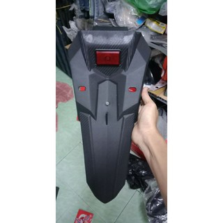 Dè sau Click gắn Winner