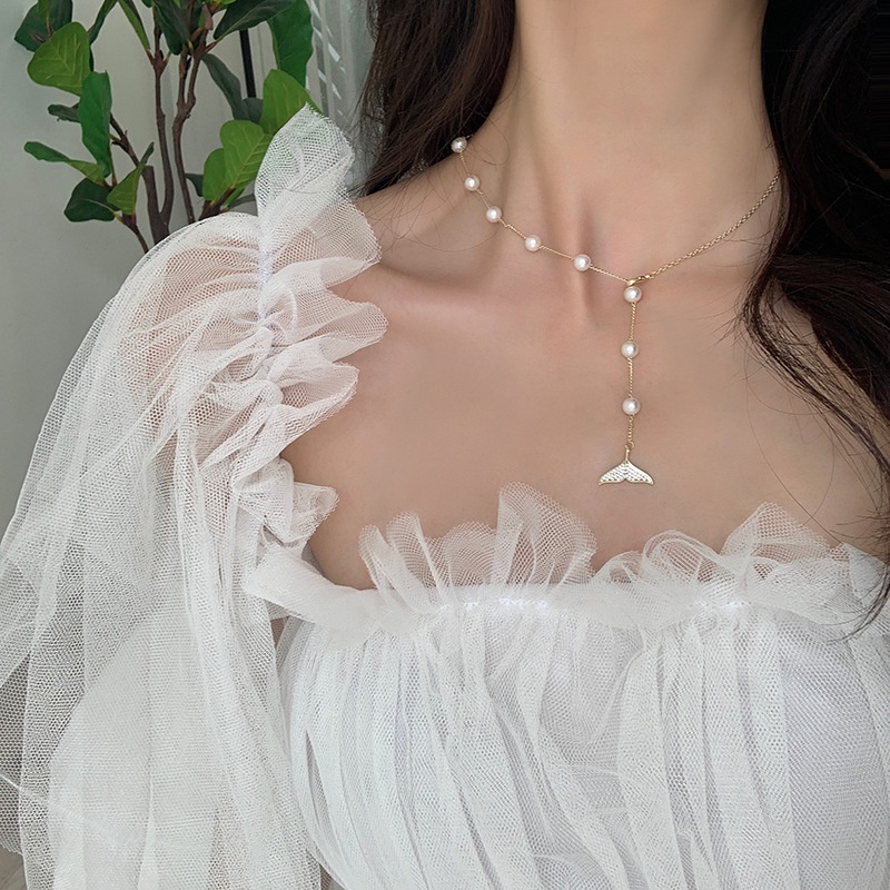 Dây Chuyền Mặt Đuôi Cá Đính Đá Và Ngọc Trai Thời Trang